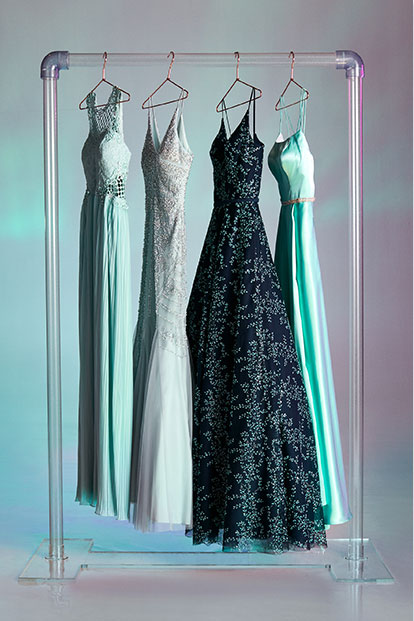 Davids Bridal is one of the dress shops in Fargo that offers prom dresses!