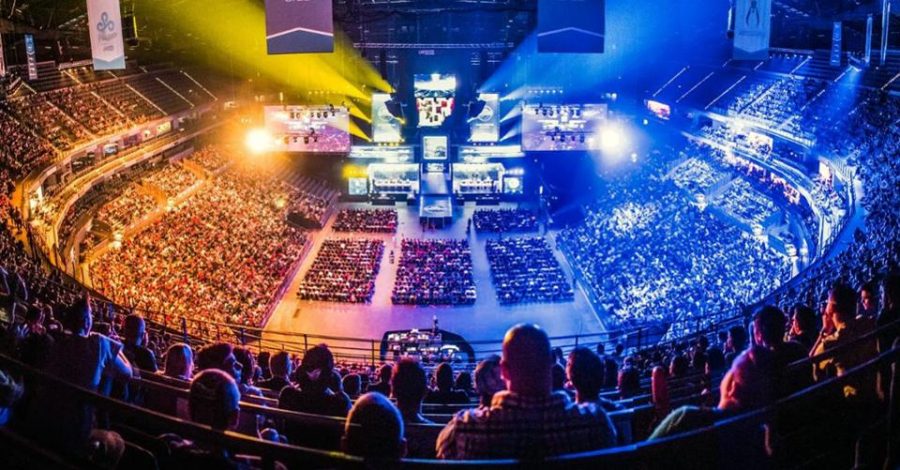 E-sports+have+had+audiences+that+fill+up+an+entire+stadium+at+many+events%21